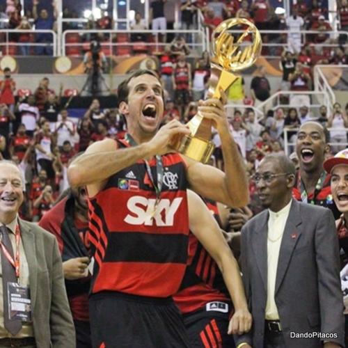 Basquete do Flamengo conquista o maior título de sua história