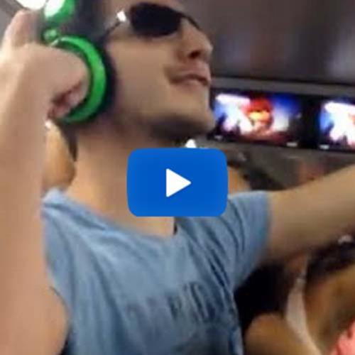 Pegadinha: Cantando no metrô
