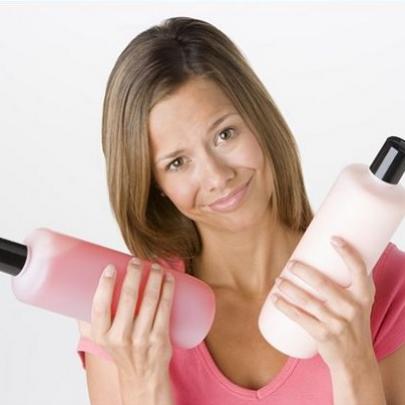 Como escolher o shampoo certo para o seu cabelo