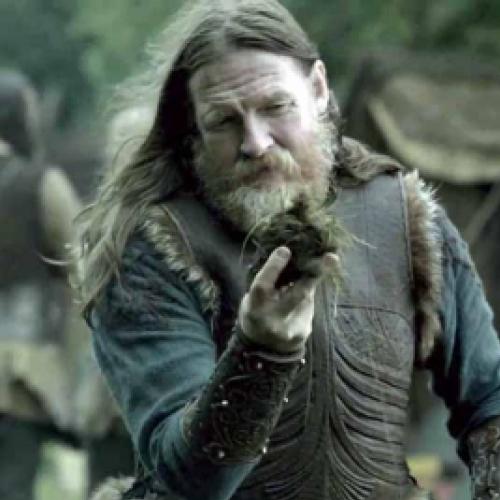 Vikings: Ator da série está em novo filme sobre ‘Resident Evil’ e muit