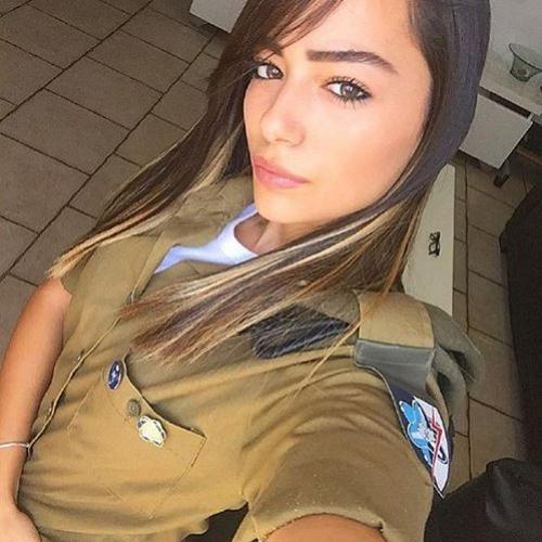 As mulheres do exército de Israel no Instagram