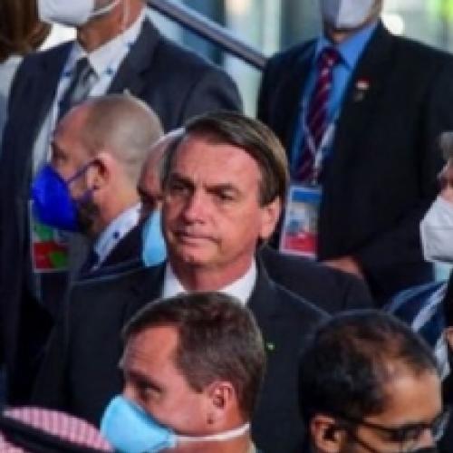 Bolsonaro isolado. Queriam ser párias, conseguiram.