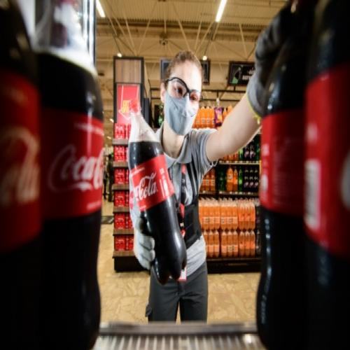 Coca-Cola FEMSA Brasil contrata mulheres de comunidades carentes em Be