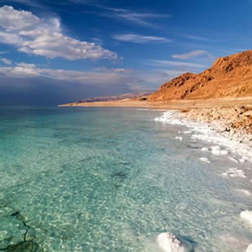 Conheça as curiosidades sobre o Mar Morto