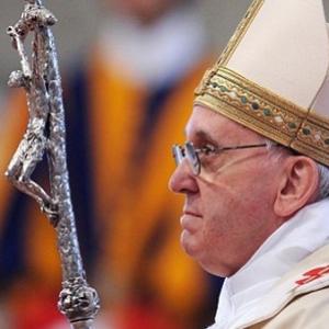 Papa Francisco fez um exorcismo, diz canal de televisão (com vídeo)