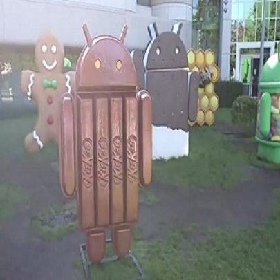 Chegada do Mascote Android Kit Kat na sede do Google