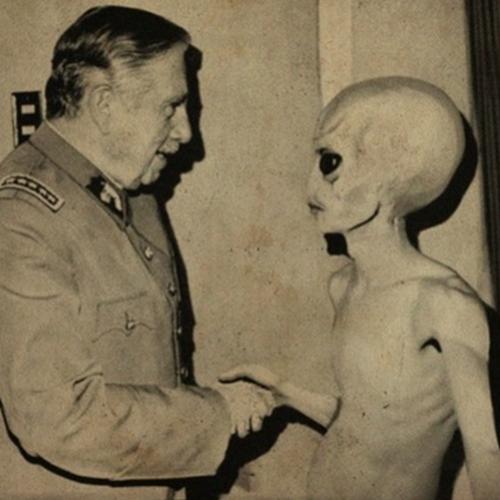 Confira algumas teorias da conspiração fascinantes sobre alienígenas