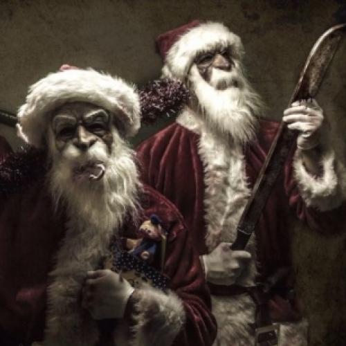 Psicopatas violentos vestidos de Papai Noel cometem crimes em...