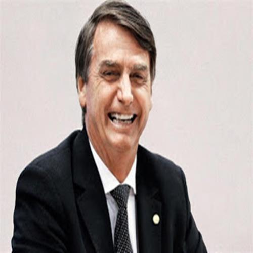 Defesa de Bolsonaro tem 3 dias para explicar inconsistência de contas