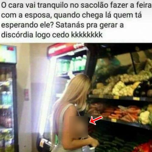 Aí você vai no mercado com a esposa e encontra isso!