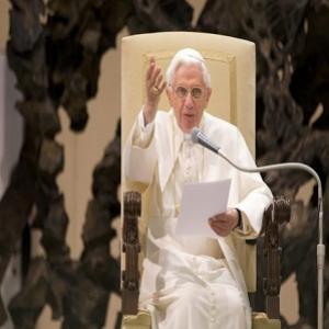 Papa Bento XVI vai deixar a liderança da Igreja Católica
