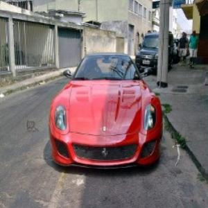 Batendo Ferrari de 1,5 milhões no primeiro Dia