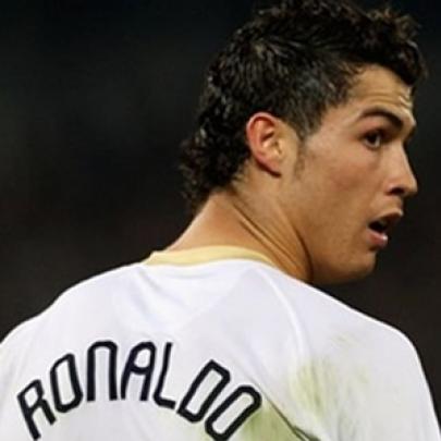 Cristiano Ronaldo atinge a marca de 400 gols [vídeo]