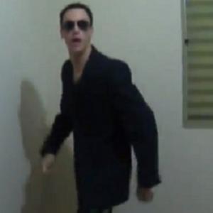 A pior versão de Gangnam Style que você verá!