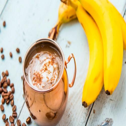 Café fitness com banana, aveia, cacau, leite de coco e mel! Confira...