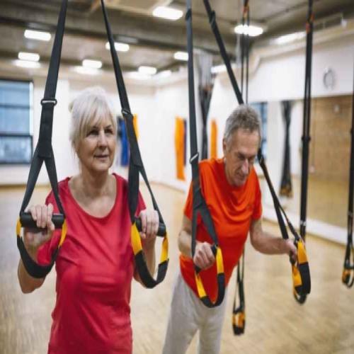 As 5 atividades esportivas mais recomendadas para maiores de 60 anos