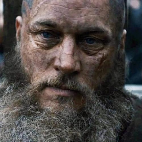 Vikings: Michael Hirst diz em que episódio Ragnar deveria ter deixado 
