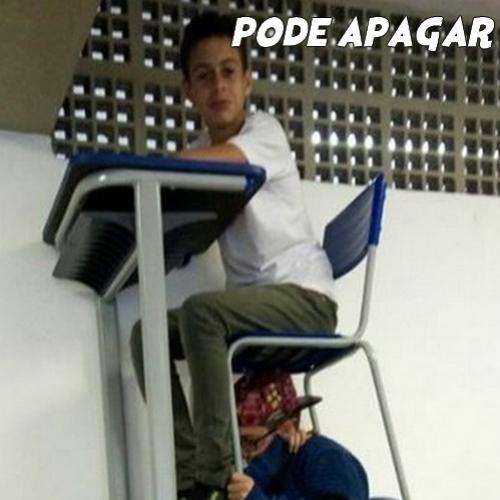 Quando não cabe mais carteira na sala cheia