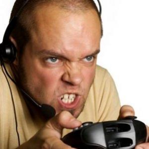 15 atitudes de babaca jogando videogame