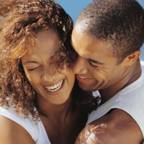 7 sinais de que você está em um relacionamento feliz e não percebeu VE