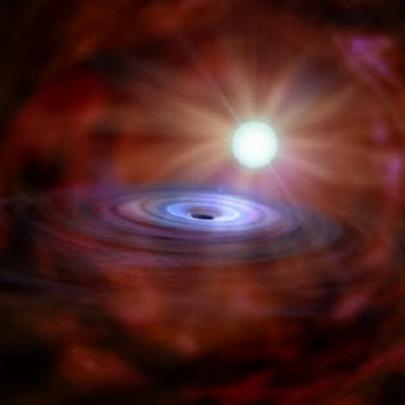 Cientistas intrigados com incrível brilho de um buraco negro estranho