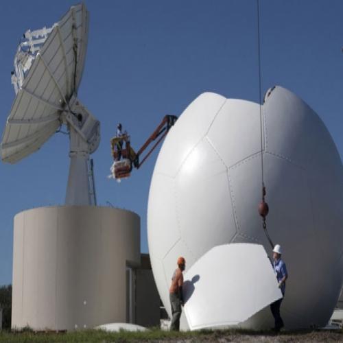 Por que a NASA está construindo uma bola de futebol gigante?