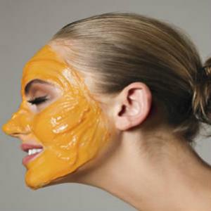 Máscara facial caseira para eliminar a acne