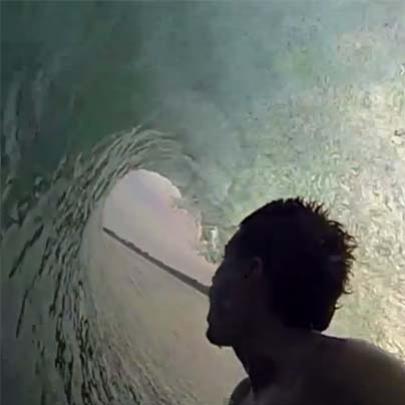 Os selfies mais incríveis dentro das ondas