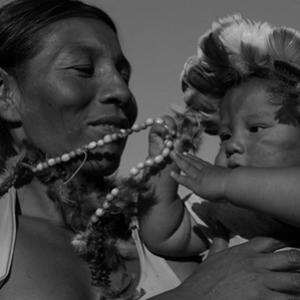 Rosa Gauditano mostra a difícil sobrevivência dos Guaranys-Kaiowás