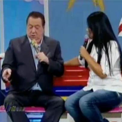 Raul Gil se desentende com Mara Maravilha no programa