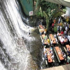 Restaurante-cachoeira