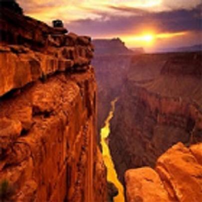 Grand Canyon Revela Espetáculo de Nuvens Baixas (Vídeo)