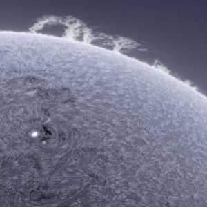 Artista tira fotos incríveis do Sol com seu próprio telescópio
