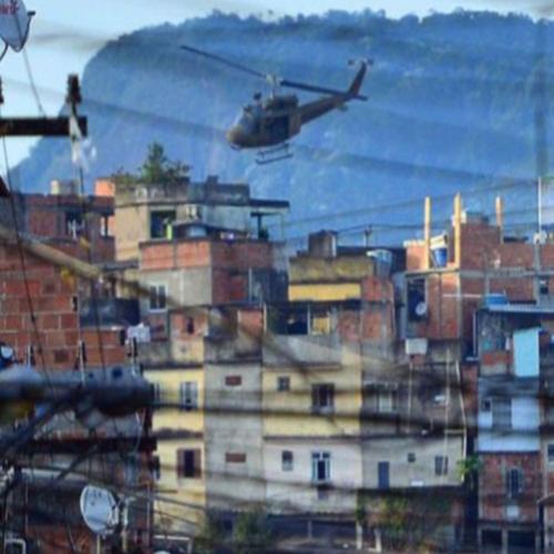 Nas favelas até a pandemia de coronavírus no rio