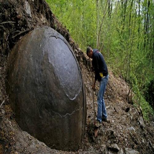 Esfera misteriosa encontrada em floresta intriga cientistas