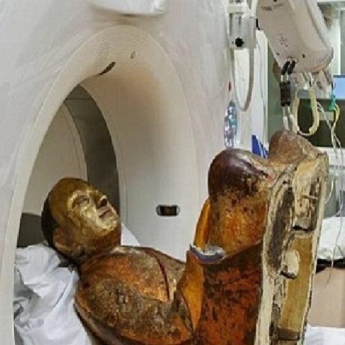 O que os cientistas descobriram nessa estátua de Buda é assustador e p