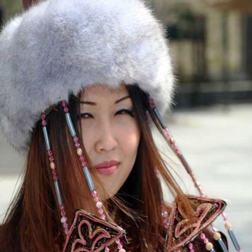 Se surpreenda com a beleza mulheres do Cazaquistão