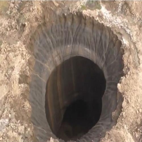 O mistério da enorme cratera encontrada na Sibéria