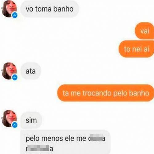 A garota insatisfeita que trocou o namorado por um chuveiro