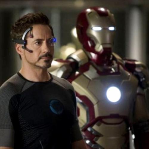 Tony Stark apanha em Guerra Civil e Batman descobre a identidade do Co