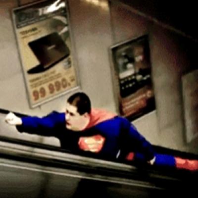 Super man no metrô
