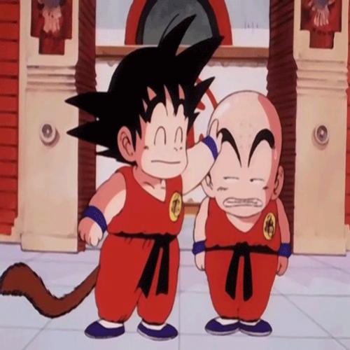 Goku trollando Kuririn!