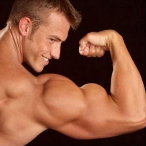 Aprenda como ganhar massa muscular nos braços