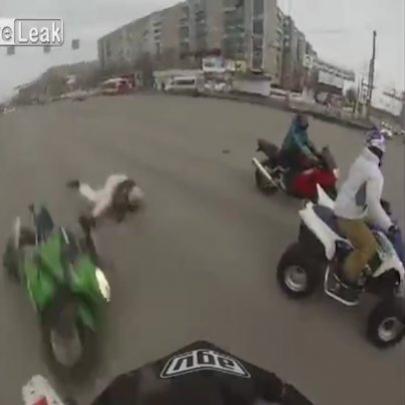 Piloto Kamikaze -Aberta temporada de motos na Rússia