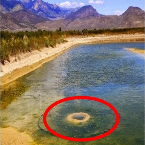 Cratera misteriosa no fundo de lagoa intriga agricultores nos EUA