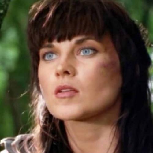 A Xena dos anos 90, aparece aos 55 anos em vídeo recente no Youtube 