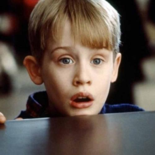 Muito diferente! Veja como está o ator Macaulay Culkin 