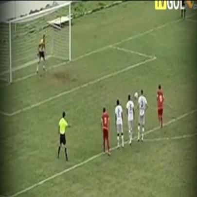 Os momentos mais bizarros do futebol em 2013