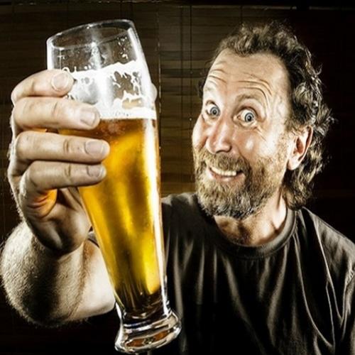 Pessoas que bebem são mais felizes revela pesquisa