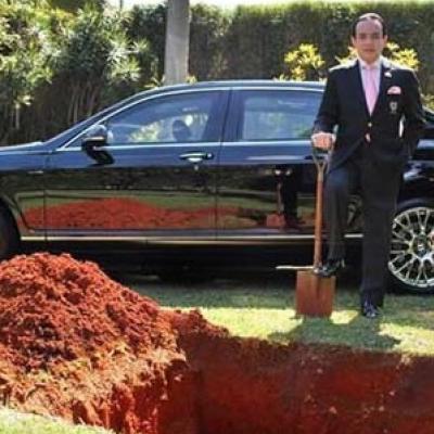 Bentley avaliada em R$ 1milhão será enterrada por Chiquinho Scarpa